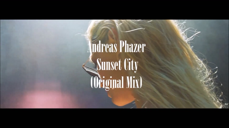 Andreas Phazer 《Sunset City》 